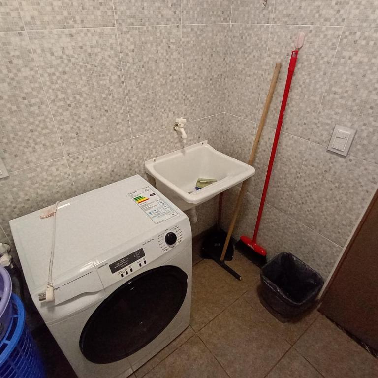 Alojamiento El Trébol - Two-Bedroom House - 14
