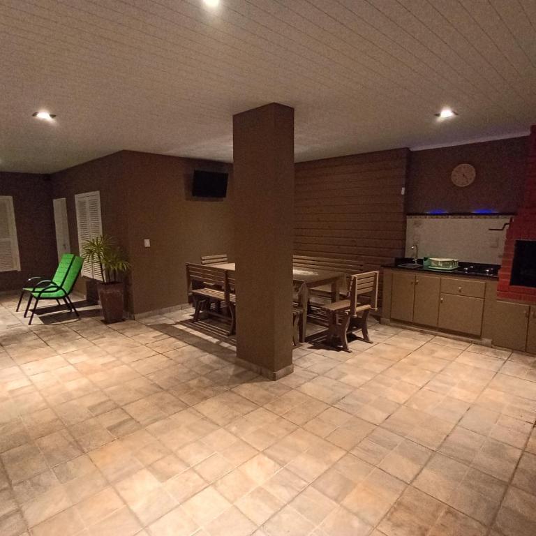 Alojamiento El Trébol - Two-Bedroom House - 10