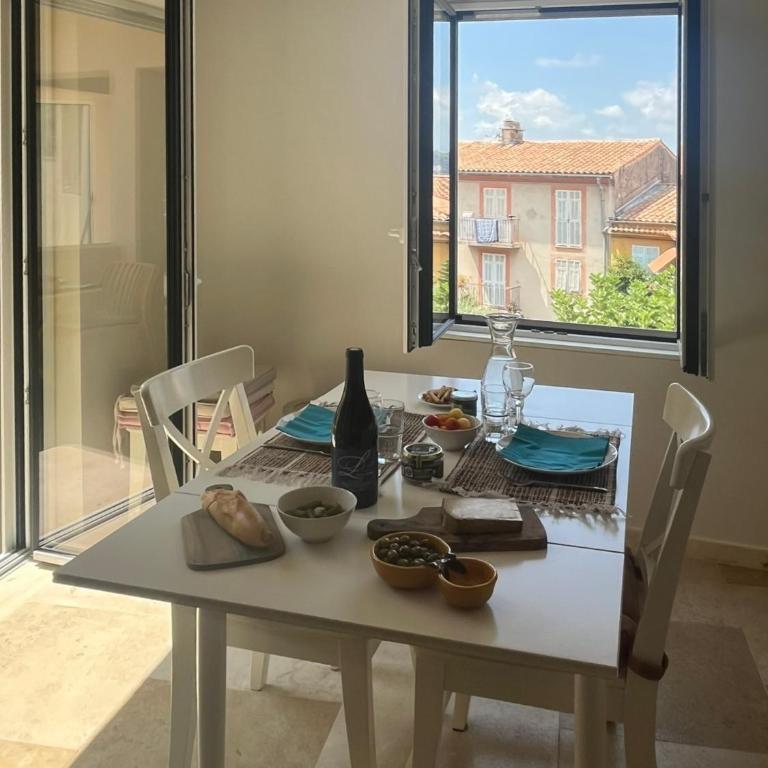 UNIQUE dans le Vieux-Nice! Appartement avec jardin et terrasse - Apartamento de 1 dormitorio - 10