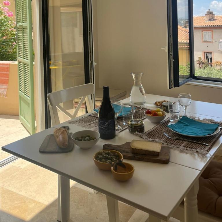 UNIQUE dans le Vieux-Nice! Appartement avec jardin et terrasse - Apartamento de 1 dormitorio - 5