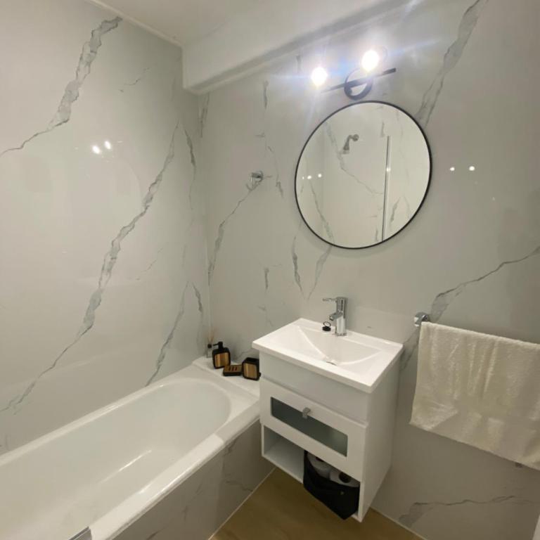 Maral22 - One-Bedroom Apartment - 2