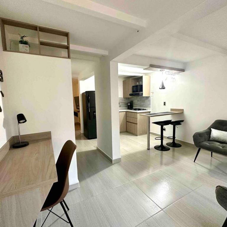 101-Beautiful apartment near El Poblado - One-Bedroom Apartment - 1