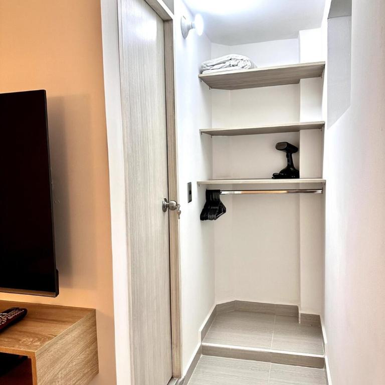 101-Beautiful apartment near El Poblado - One-Bedroom Apartment - 14