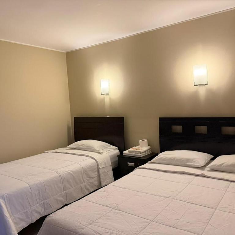 "HOSTAL LA NOCHE" -Pisco - Standard Family Room - 4
