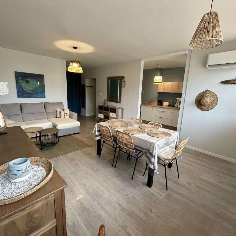 Appartement T3 rénové avec clim - Balaruc - FR-1-553-336 - Apartment - 4