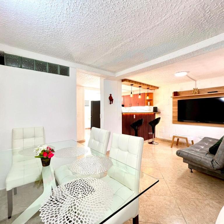 Confort y conectividad cerca al aeropuerto JMC - Two-Bedroom Apartment - 12