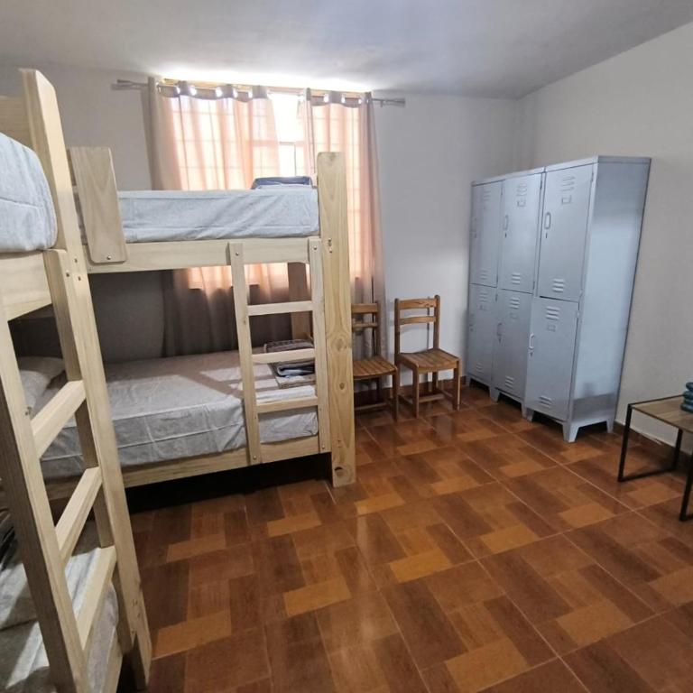 Duna's Home - 4-Bed Mixed Dormitory Room - 5