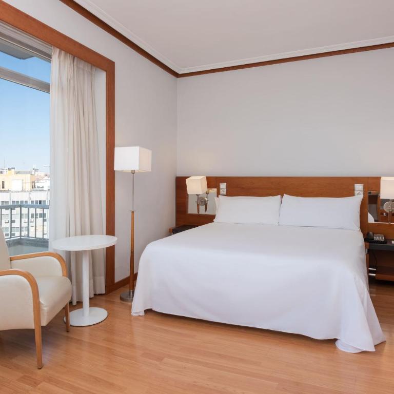 Hotel Madrid Plaza España, Affiliated by Meliá - Standardzimmer - 1