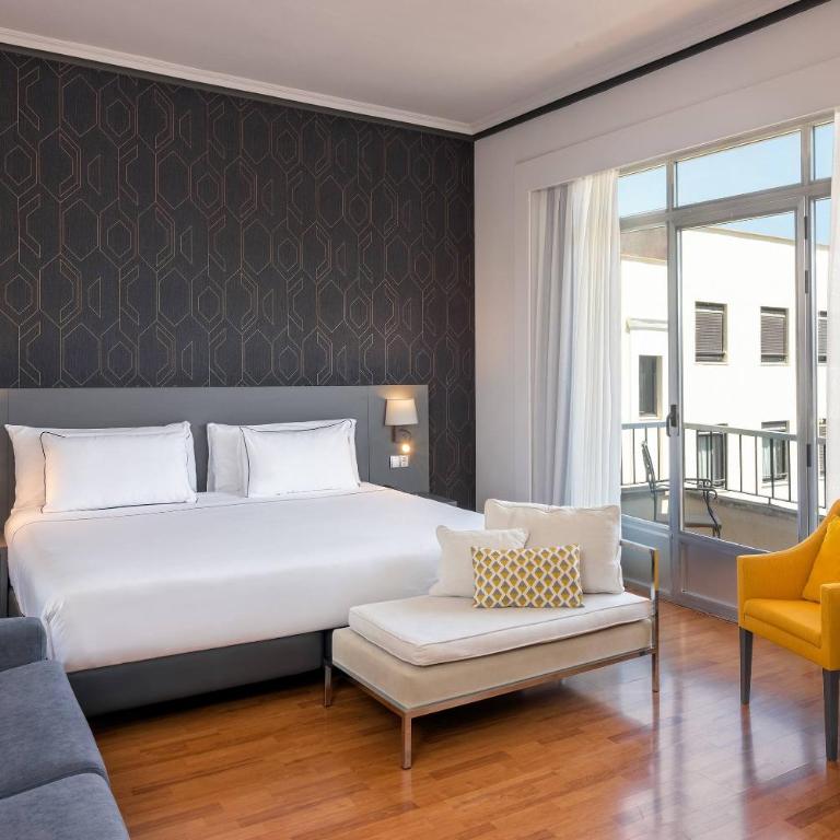 Hotel Madrid Plaza España, Affiliated by Meliá - Premium Zimmer mit Kingsize-Bett - 1