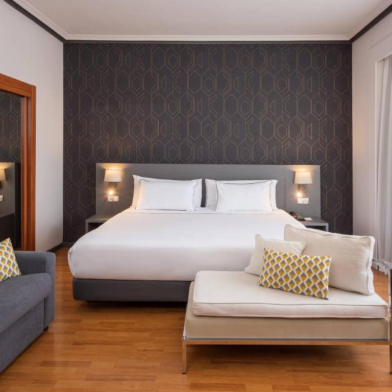 Hotel Madrid Plaza España, Affiliated by Meliá - Premium Zimmer mit Kingsize-Bett - 3