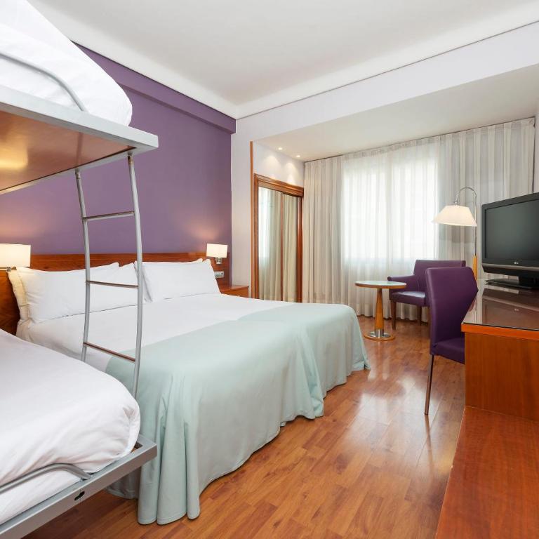 Hotel Madrid Centro, Affiliated by Meliá - Familienzimmer - 2