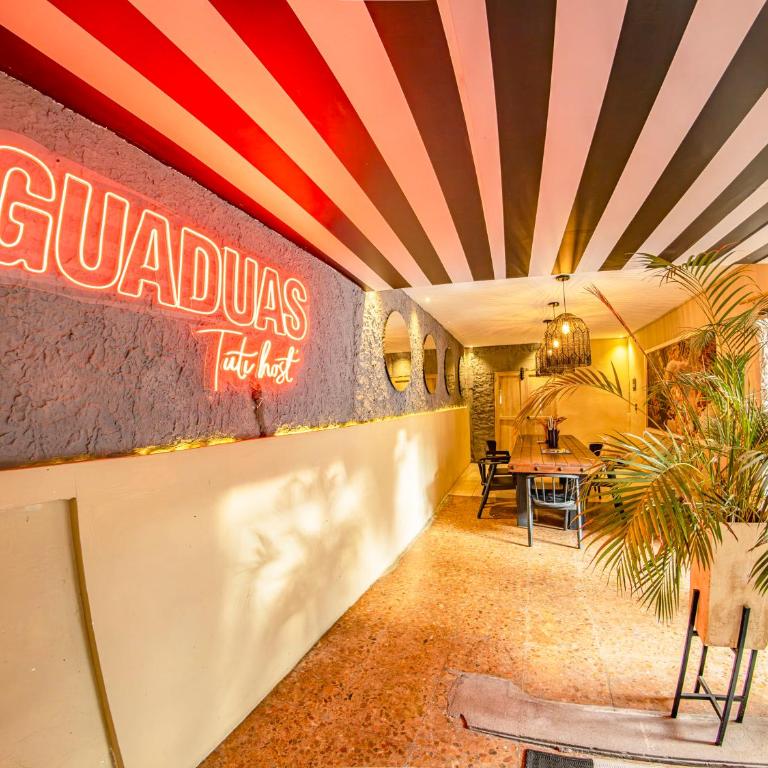 Hermosa Casa Colonial En El Centro De Guaduas - Casa de 2 dormitorios - 18