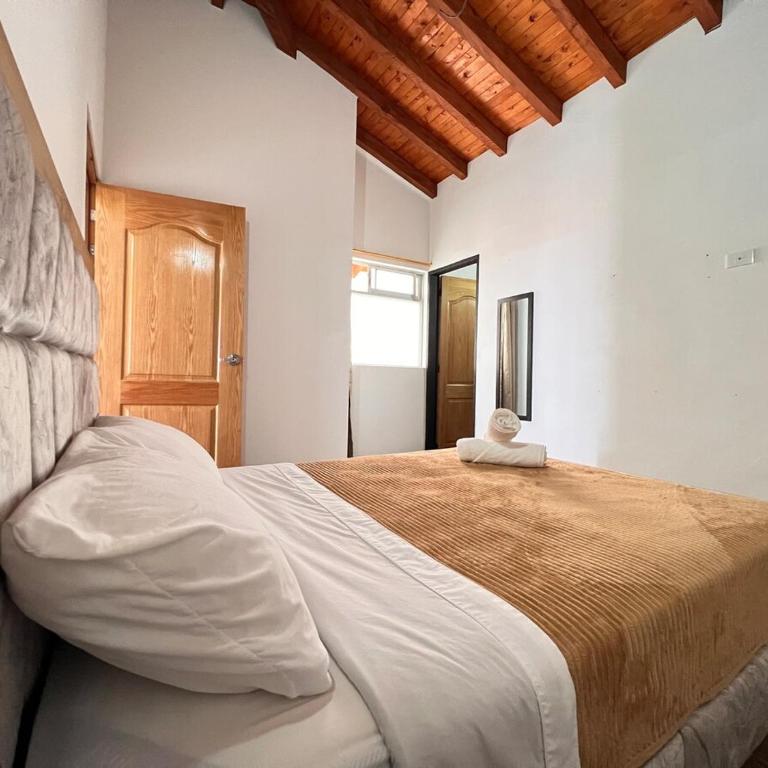 Cerca a talleres de cerámica Apto con Balcón - Apartamento de 3 dormitorios - 27