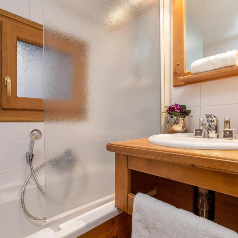 Apt Capucins22 Mont Blanc View 1BR w/ Balcony Garage - Happy Rentals - Apartment mit Balkon - 6