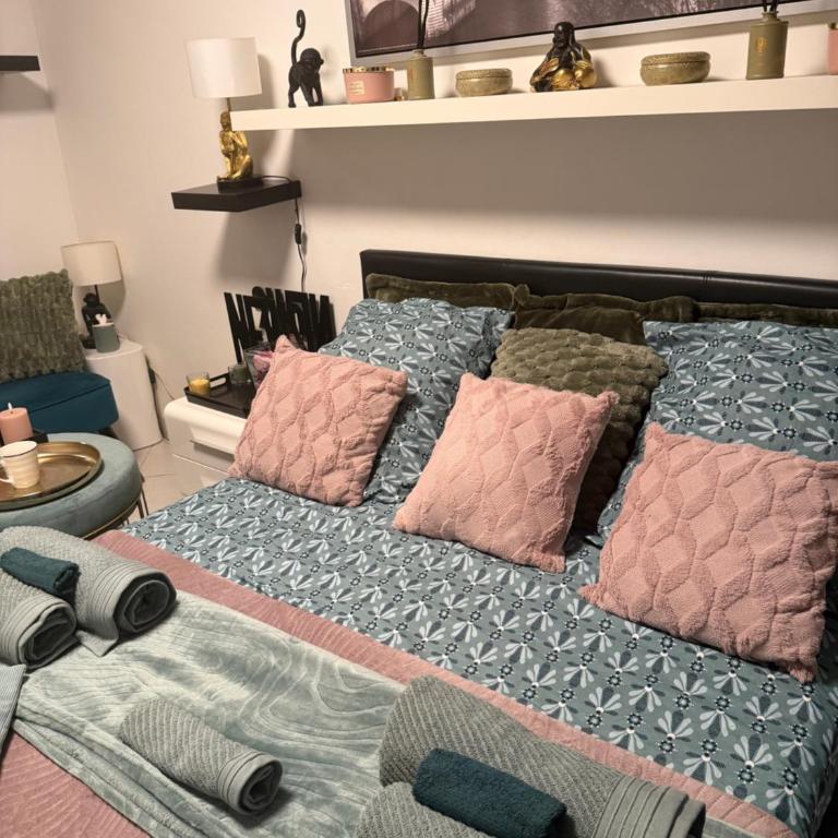 CHAMBRE dans appartement moderne guest house - Chambre Double avec Balcon - 5