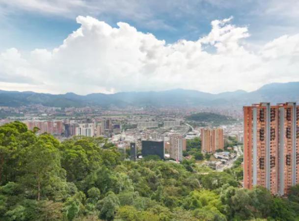 La mejor vista de Medellin en Palmas, 4 habitaciones - Apartment - 15