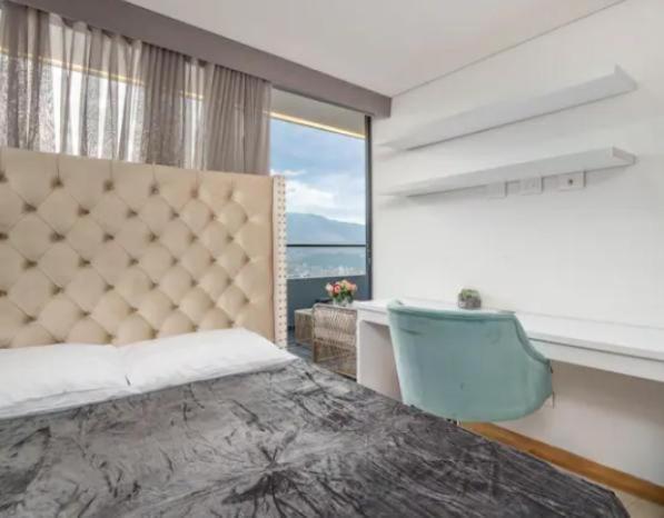 La mejor vista de Medellin en Palmas, 4 habitaciones - Apartment - 20