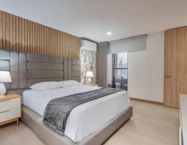 La mejor vista de Medellin en Palmas, 4 habitaciones - Apartment - 29