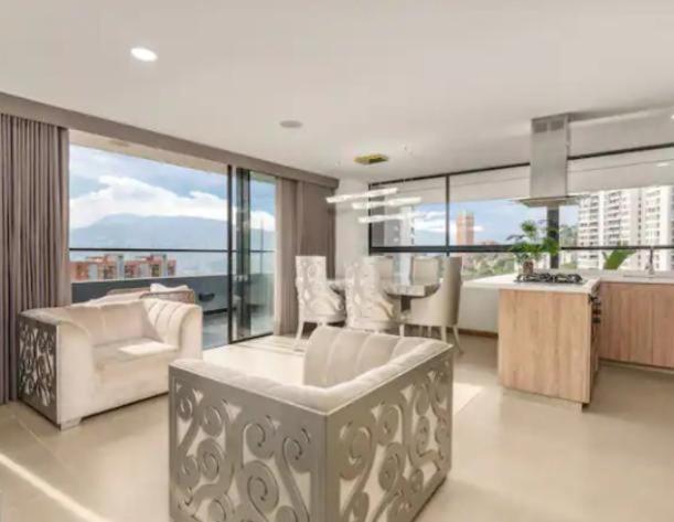 La mejor vista de Medellin en Palmas, 4 habitaciones - Apartment - 37