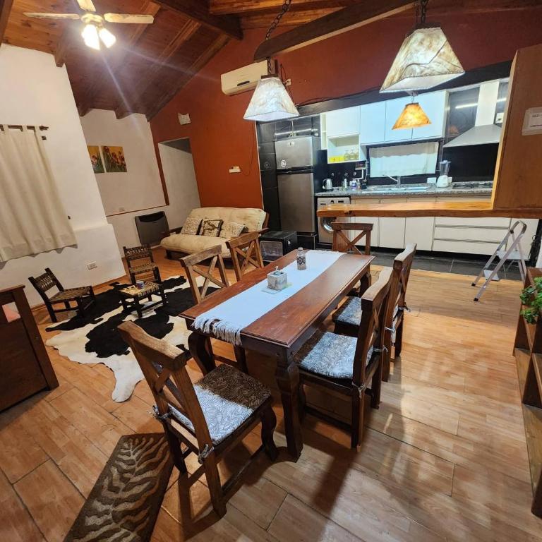 Brunella - Three-Bedroom House - 12