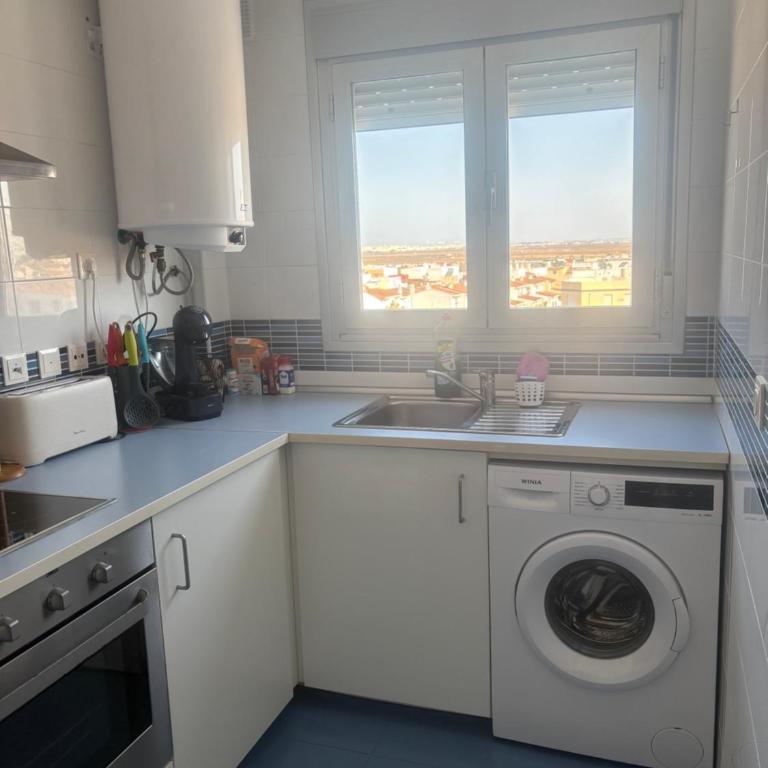 Piso coqueto Chiclana - Apartamento de 2 dormitorios - 11