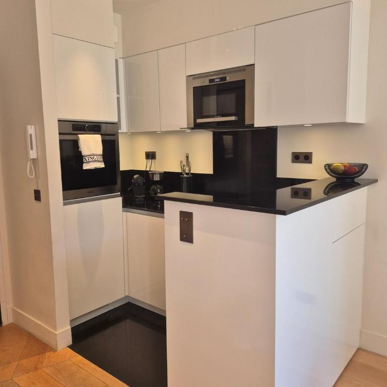 Elegant Apartment on a Quiet Street in Old Town - Appartement 1 Chambre - 31