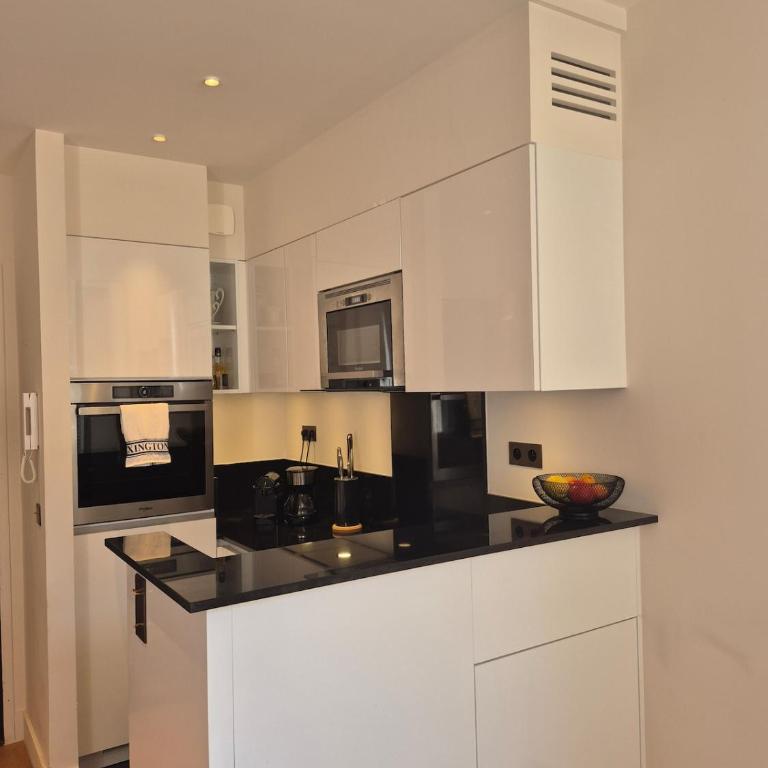 Elegant Apartment on a Quiet Street in Old Town - Appartement 1 Chambre - 37