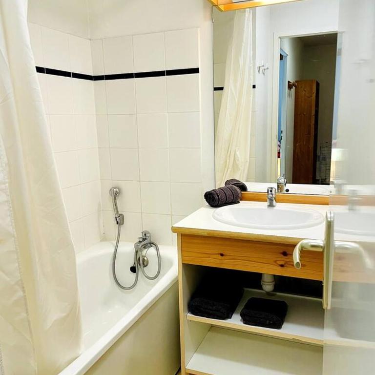Apprt 6 pers - Ambrocéla - Front de Neige, Termignon - Appartement 2 Chambres avec Vue sur la Montagne - 12