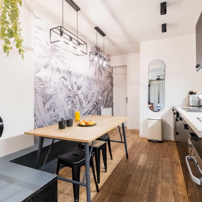 Appartement Paris 9 Cosy 2 chambres ideal famille - Apartment - 4