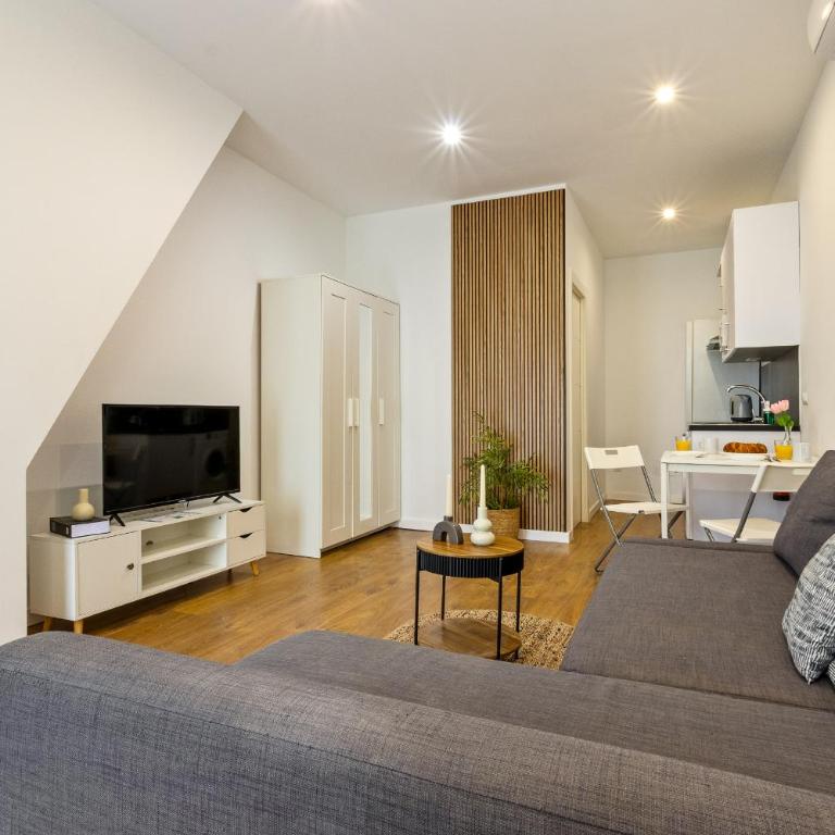 Eurosol 4 By IVI Real Estate - Estudio - 7