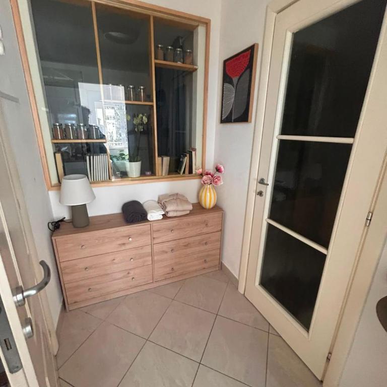 Elegante appartamento con piscina e parco - One-Bedroom Apartment - 33