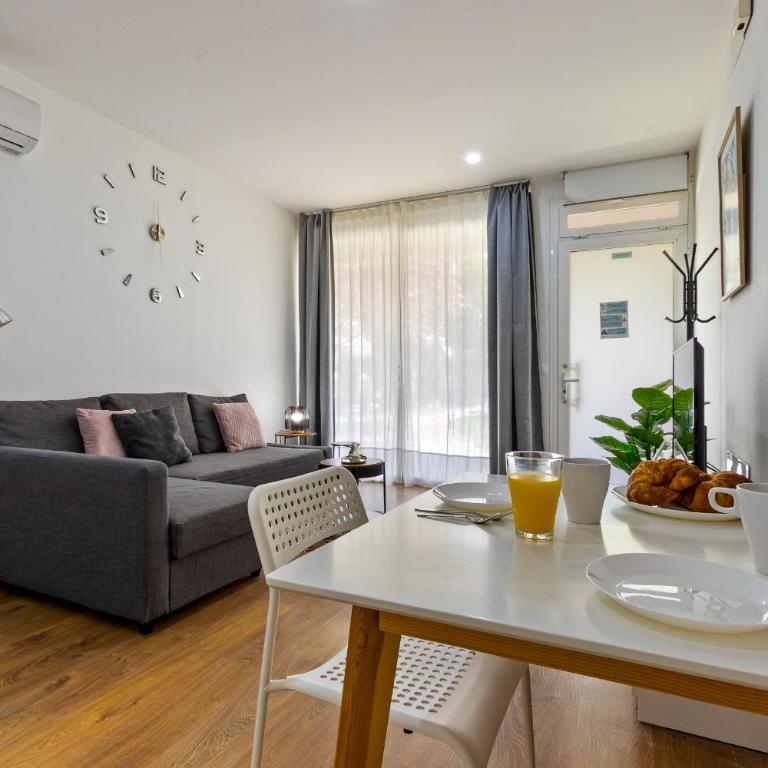 Eurosol 6 By IVI Real Estate - Estudio - 11