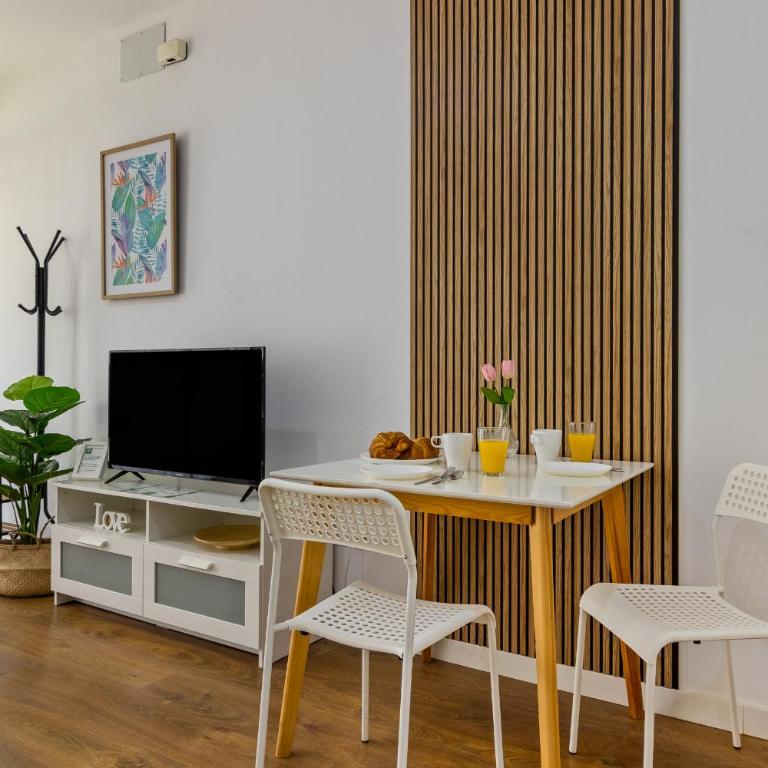 Eurosol 6 By IVI Real Estate - Estudio - 6