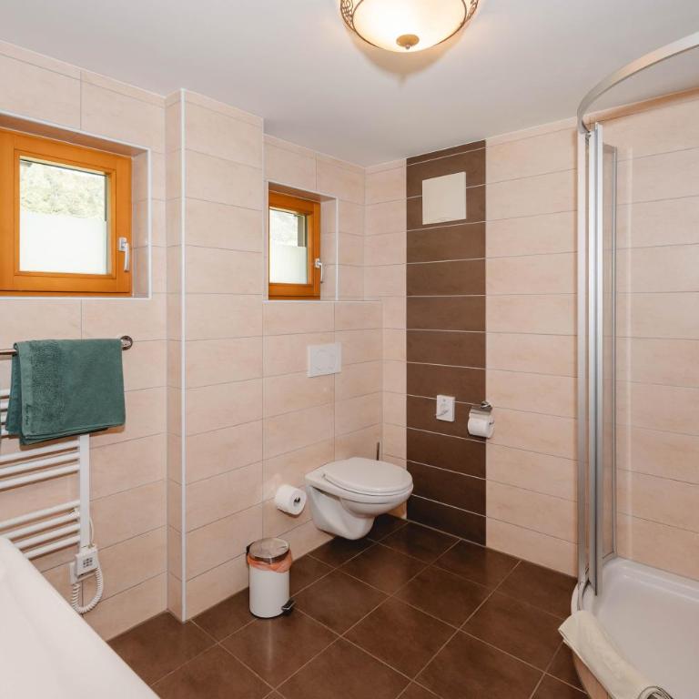 Landhaus Rieding - Doppelzimmer mit Balkon - 10