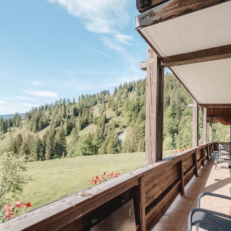 Landhaus Rieding - Doppelzimmer mit Balkon - 11