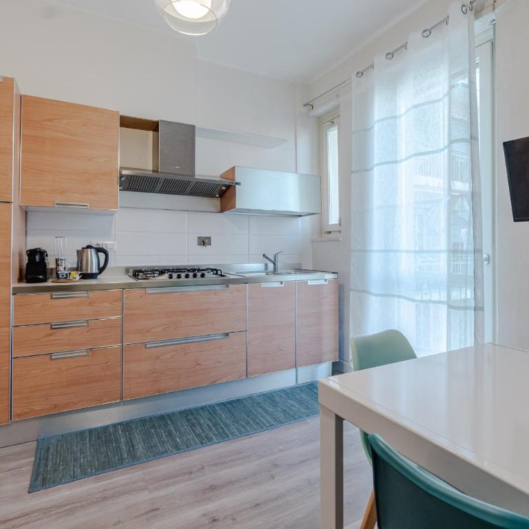 GuestHost - Modern Balcony Flat MM Nizza Subway - Apartamento de 1 dormitorio - 3