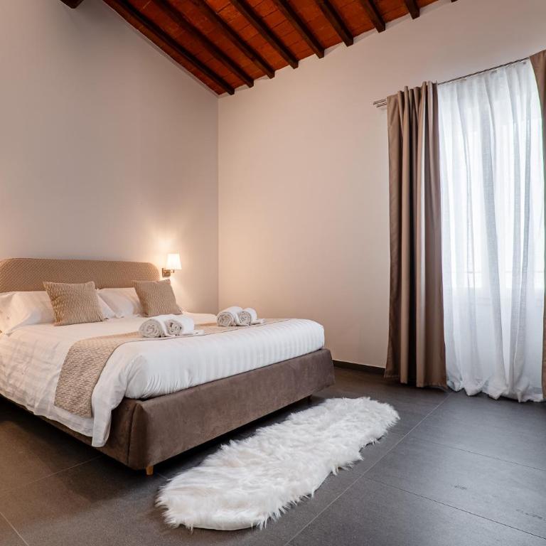 Entire Floor, 3 Luxury Apt, Sleeps 12, 100m Duomo, AC e WiFi - Appartamento con 3 Camere da Letto e con Vista - 29
