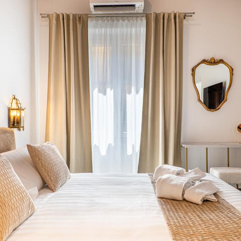 Entire Floor, 3 Luxury Apt, Sleeps 12, 100m Duomo, AC e WiFi - Appartamento con 3 Camere da Letto e con Vista - 39