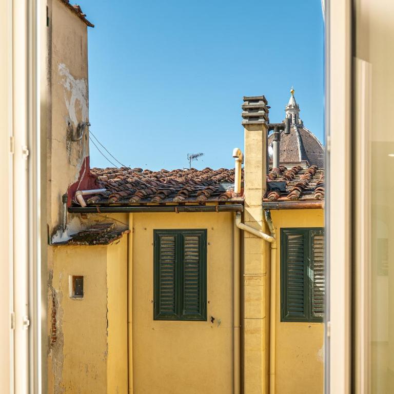Entire Floor, 3 Luxury Apt, Sleeps 12, 100m Duomo, AC e WiFi - Appartamento con 3 Camere da Letto e con Vista - 28
