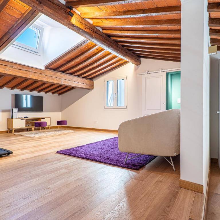 Entire Floor, 3 Luxury Apt, Sleeps 12, 100m Duomo, AC e WiFi - Appartamento con 3 Camere da Letto e con Vista - 36