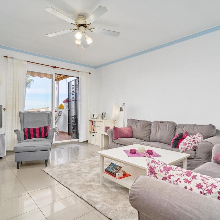 Casa Rosa Burriana Beach Nerja - Villa with Sea View - 5