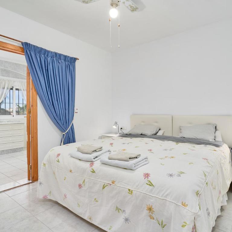 Casa Rosa Burriana Beach Nerja - Villa with Sea View - 18