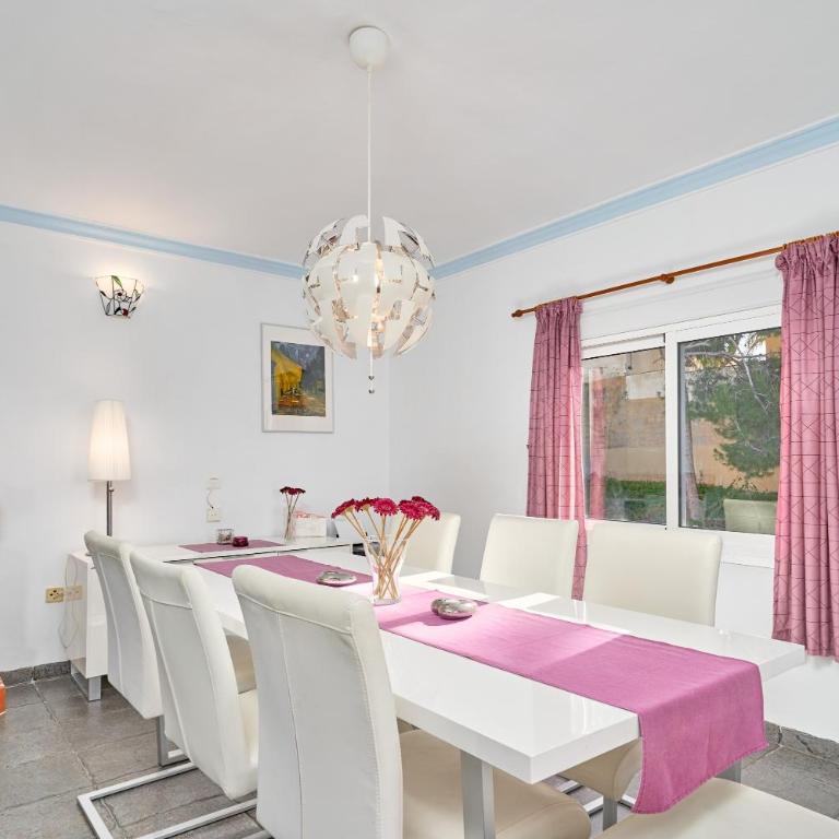Casa Rosa Burriana Beach Nerja - Villa with Sea View - 8