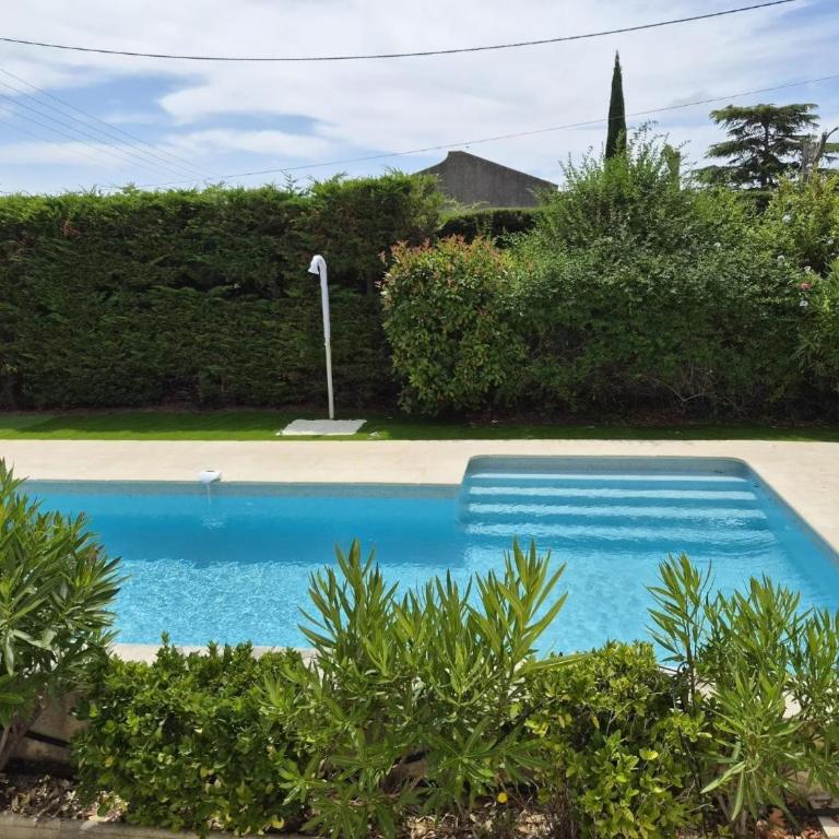 4 Bedrooms Villa Pool near sea - Villa - Vue sur Jardin - 17