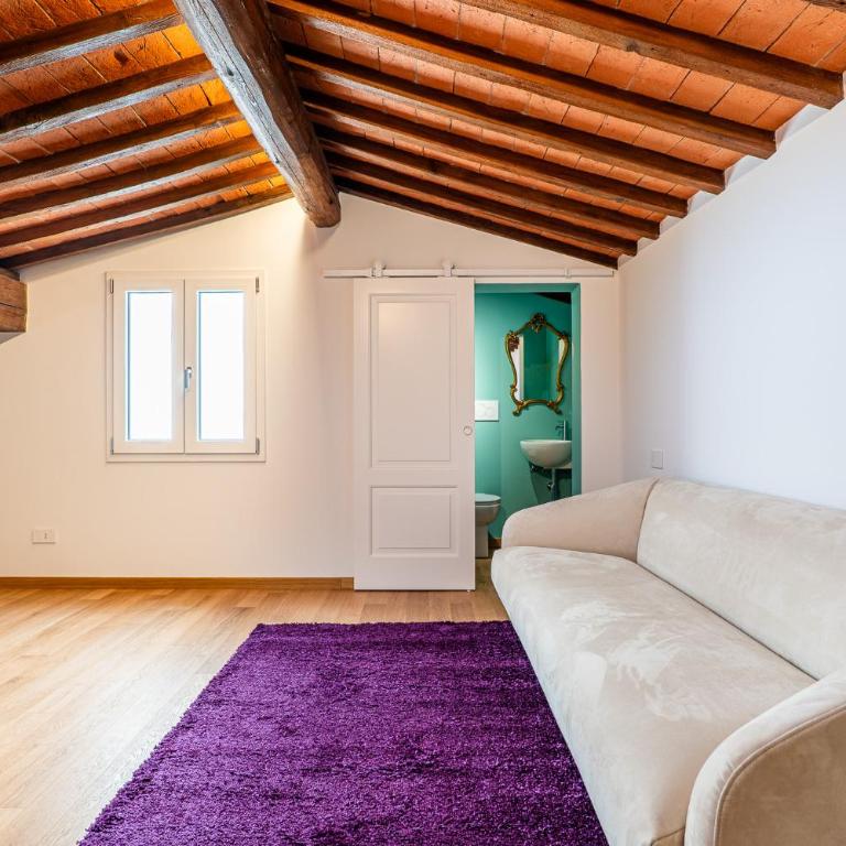 Entire Floor, 3 Luxury Apt, Sleeps 12, 100m Duomo, AC e WiFi - Appartamento con 3 Camere da Letto e con Vista - 65