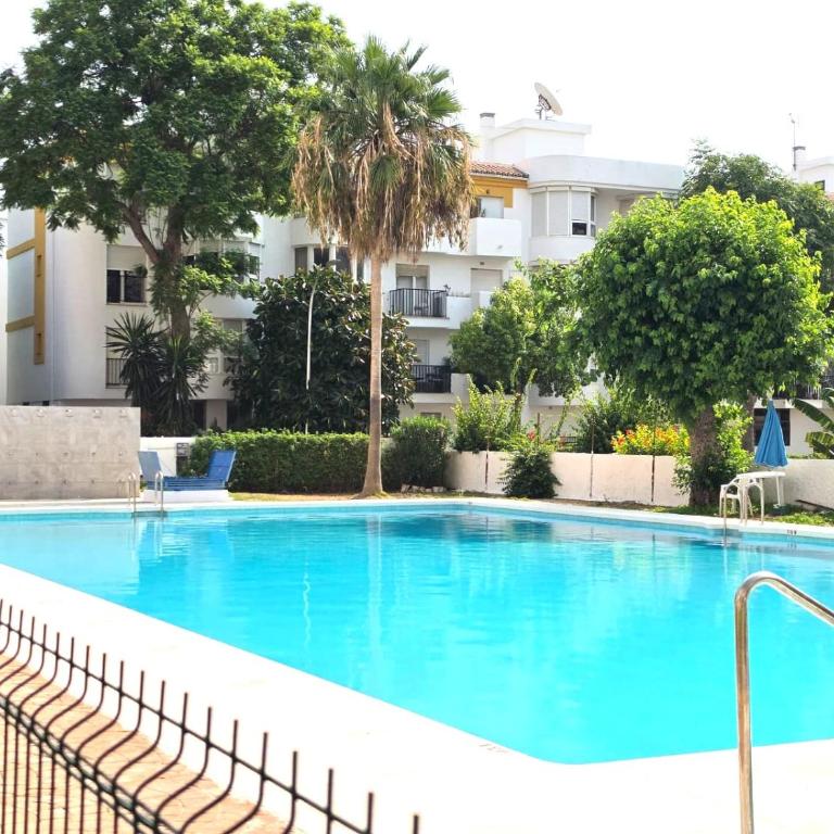 HAC - Central Studio with Terrace and Sea Views - AC, Lift, 2 min to the Pedestrian Centre - Studio - 24