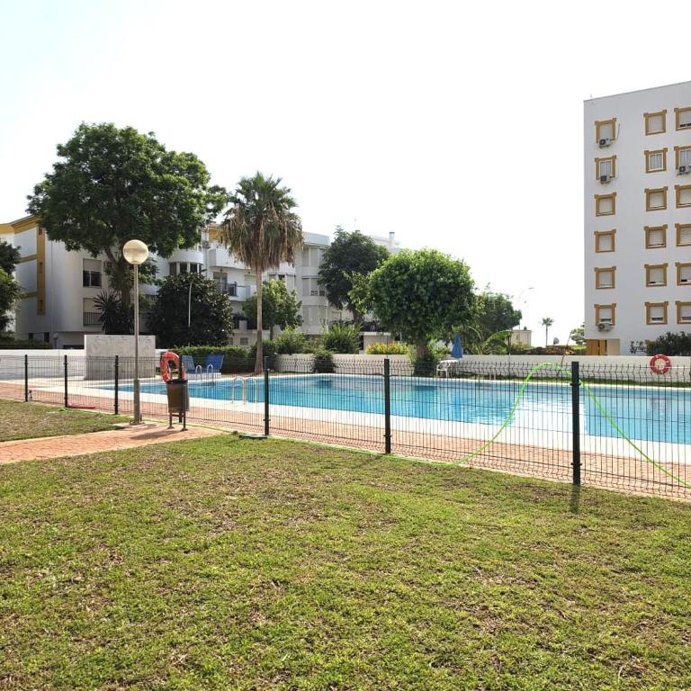 HAC - Central Studio with Terrace and Sea Views - AC, Lift, 2 min to the Pedestrian Centre - Studio - 28