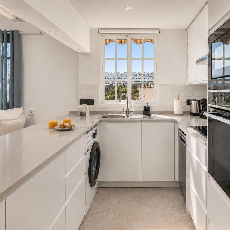 Capistrano Sea Views Private Entry Nerja - Apartment - 4