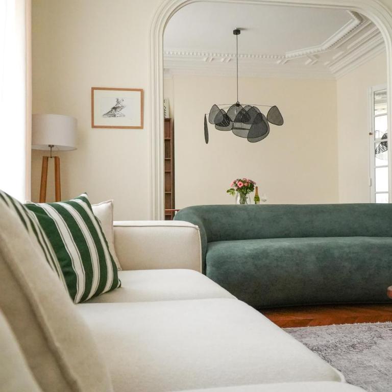Prestige Eiffel Tower Haussmannien 3 Chambres - Three-Bedroom Apartment - 5