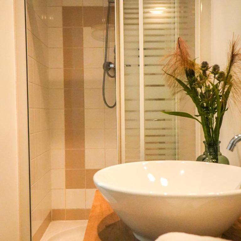 Prestige Eiffel Tower Haussmannien 3 Chambres - Three-Bedroom Apartment - 23